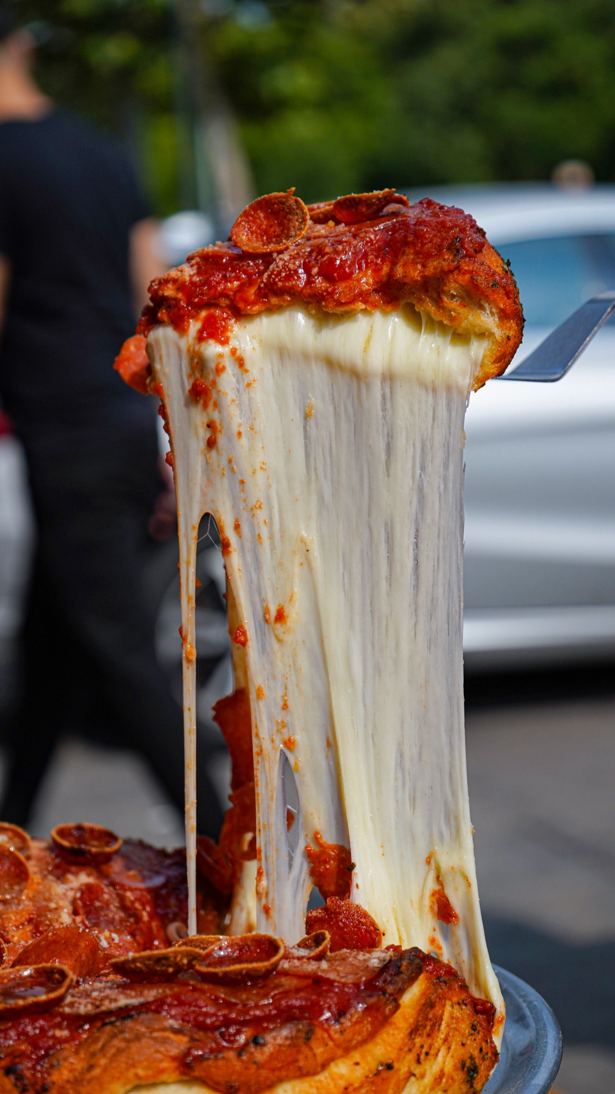 Pizza Dumbo cheese pull